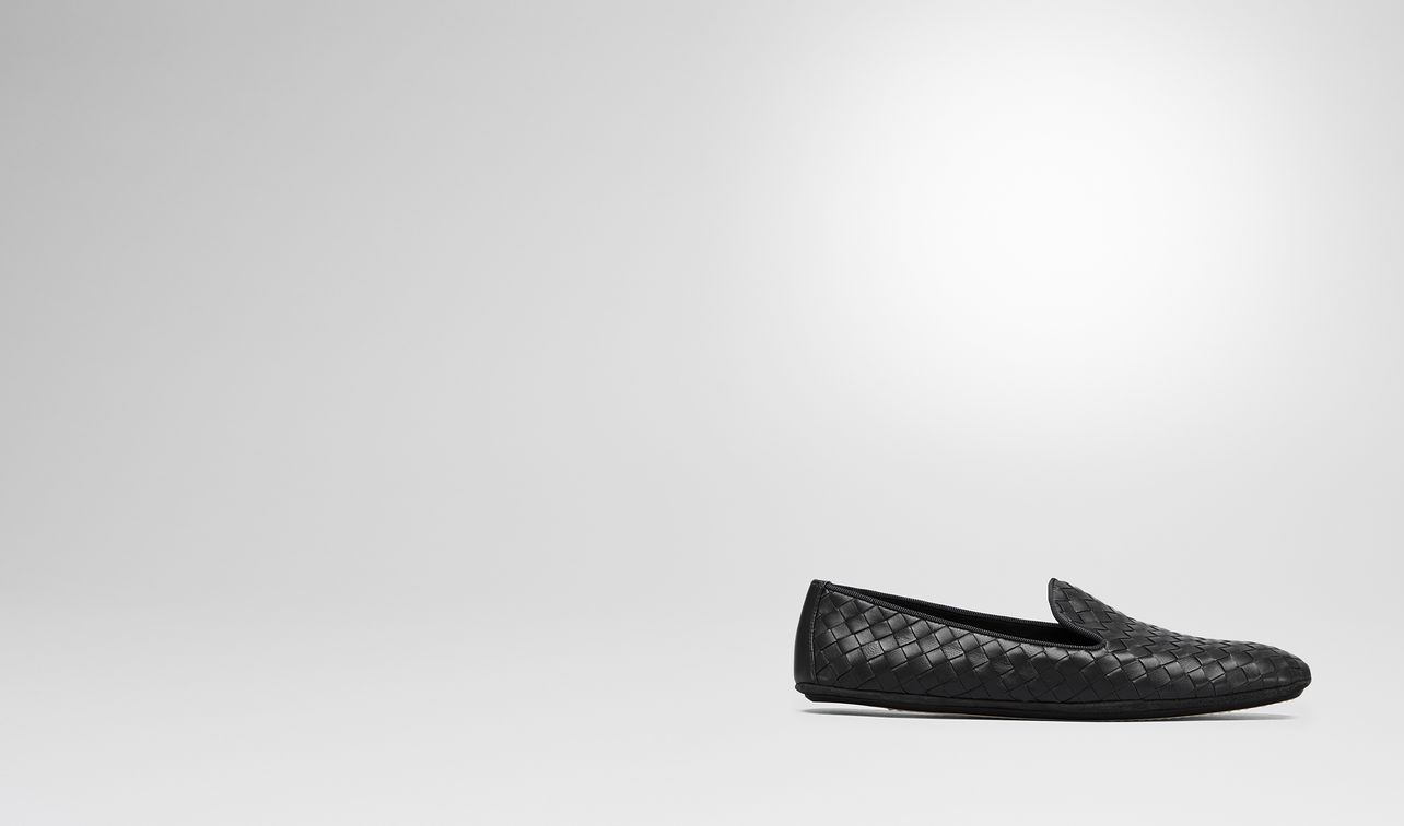 fiandra slipper in nero intrecciato nappa landing