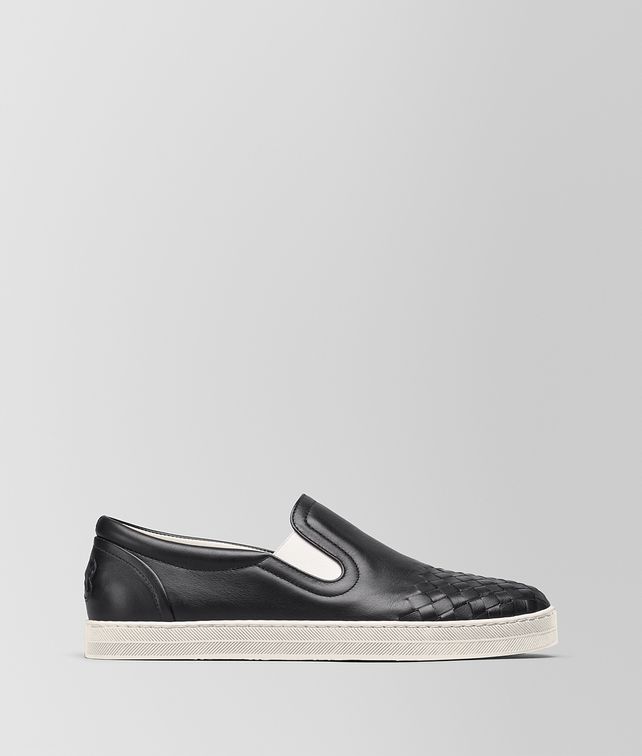 BOTTEGA VENETA SAIL SNEAKER AUS INTRECCIATO KALBSLEDER IN NERO Sneaker Damen fp