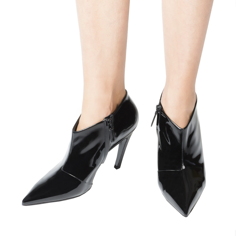 balenciaga slash heel