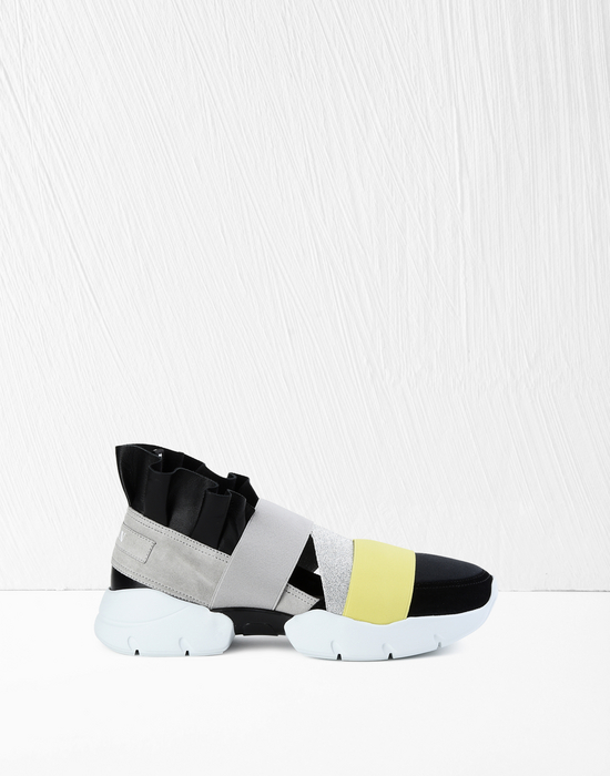 SNEAKERS SNEAKERS