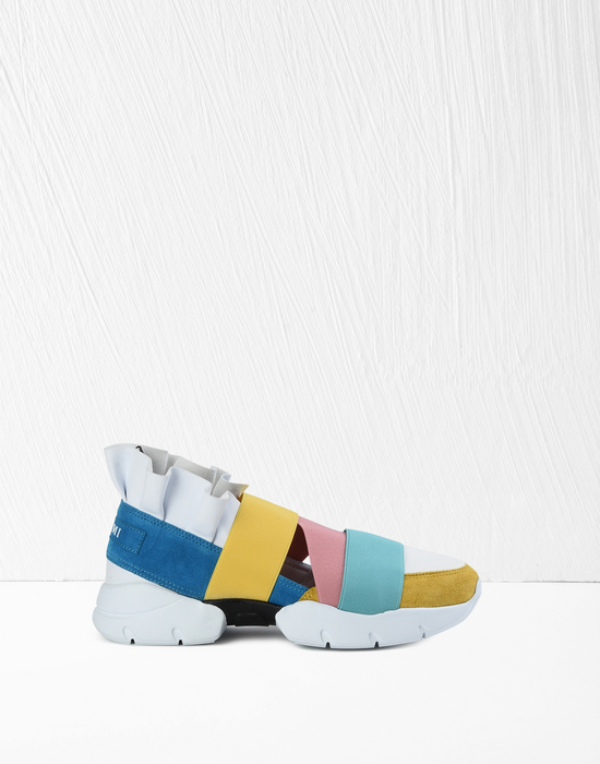 SNEAKERS SNEAKERS