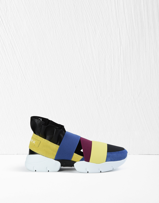SNEAKERS SNEAKERS
