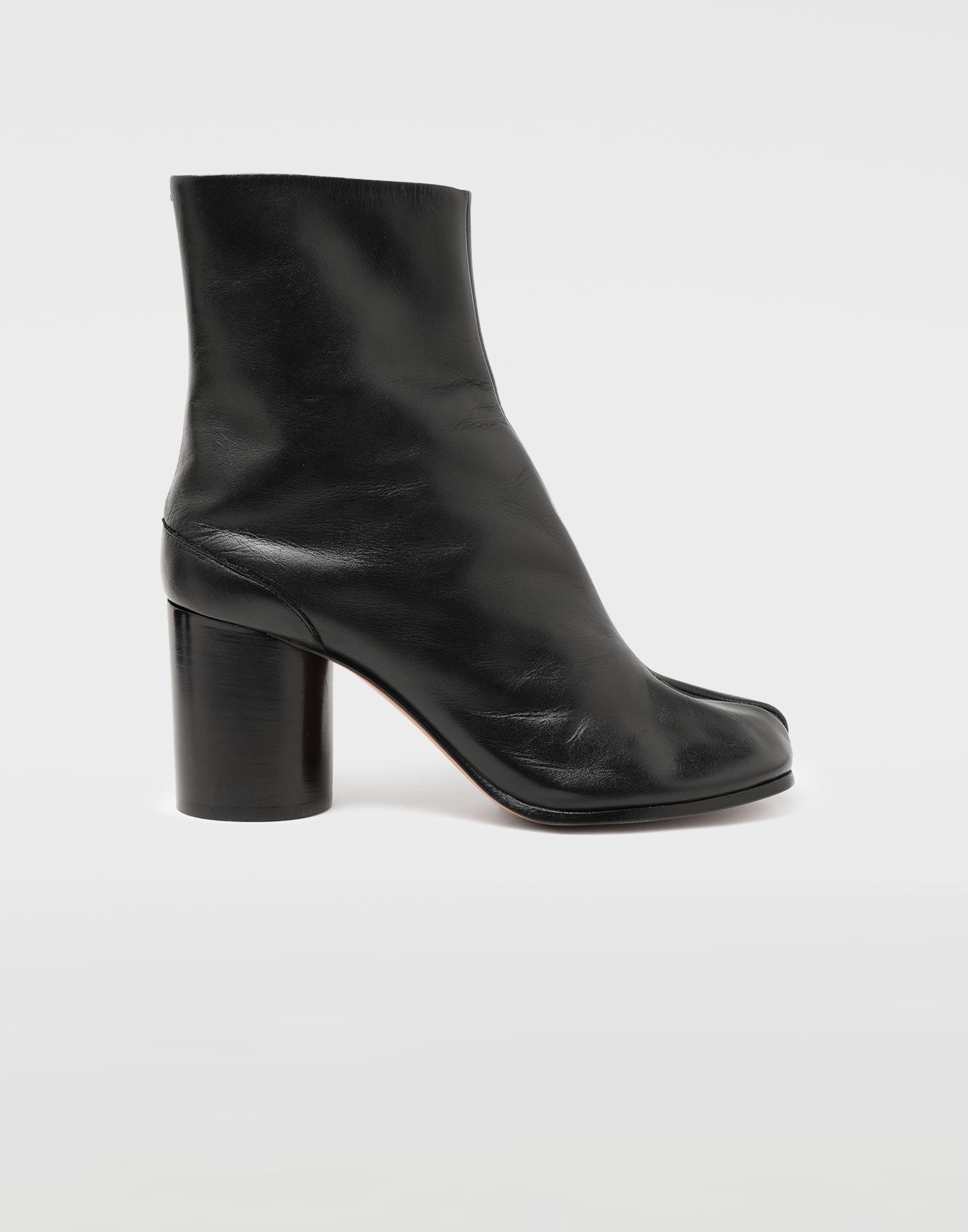 painted calfskin tabi boots