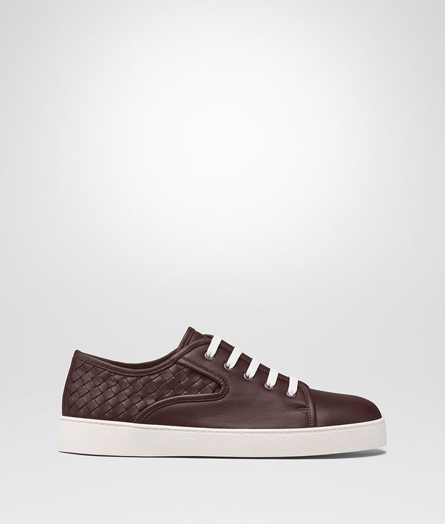 BOTTEGA VENETA DODGER SNEAKER AUS INTRECCIATO NAPPA IN DARK BAROLO Sneaker Herren fp