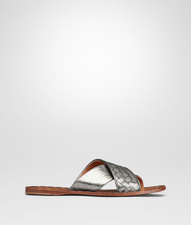 bottega veneta flip flops