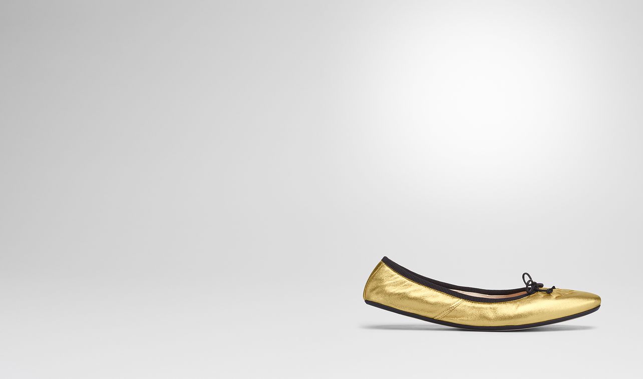 light gold intrecciato nappa lamé picnic ballerina landing