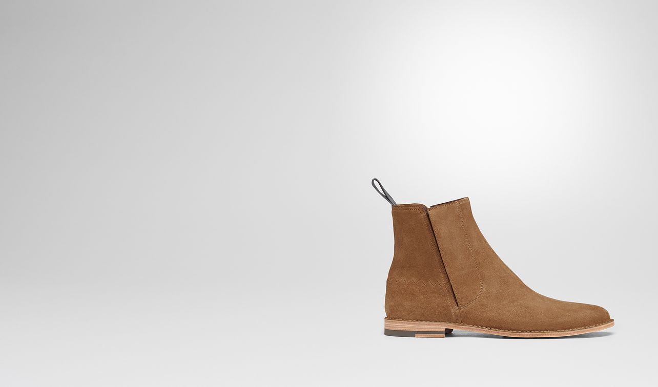 light calvados suede voortrekking jag ankle boot
landing