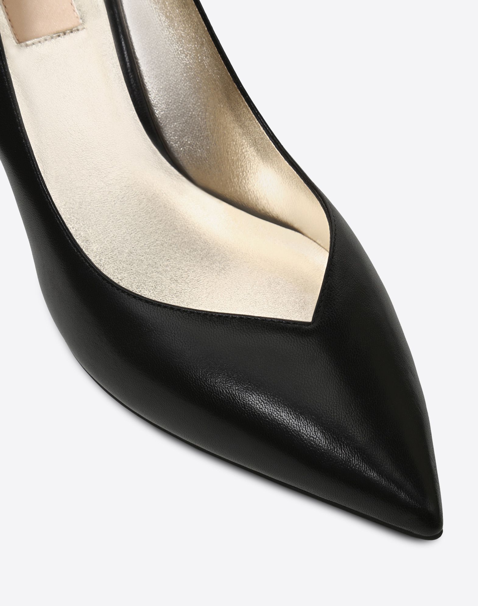 valentino garavani pumps with heart-shaped vamp high heel pumps