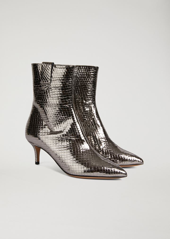 Botines de piel laminada con estampado de cocodrilo Botines de piel laminada con estampado de cocodrilo