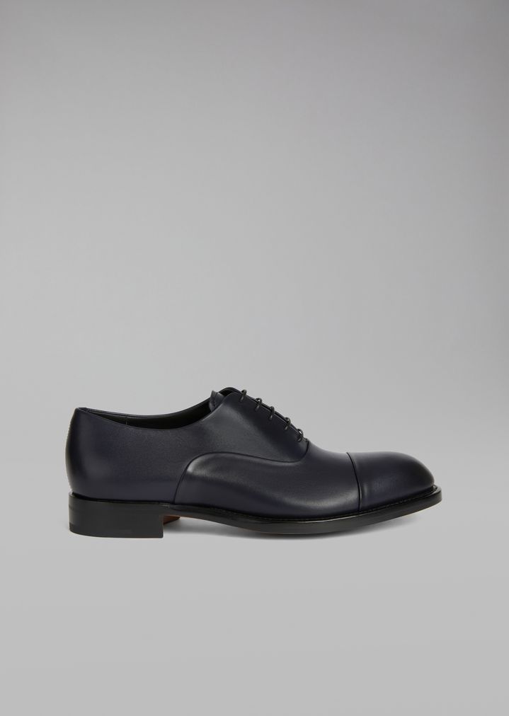 Oxford de piel lisa con costuras decorativas Oxford de piel lisa con costuras decorativas