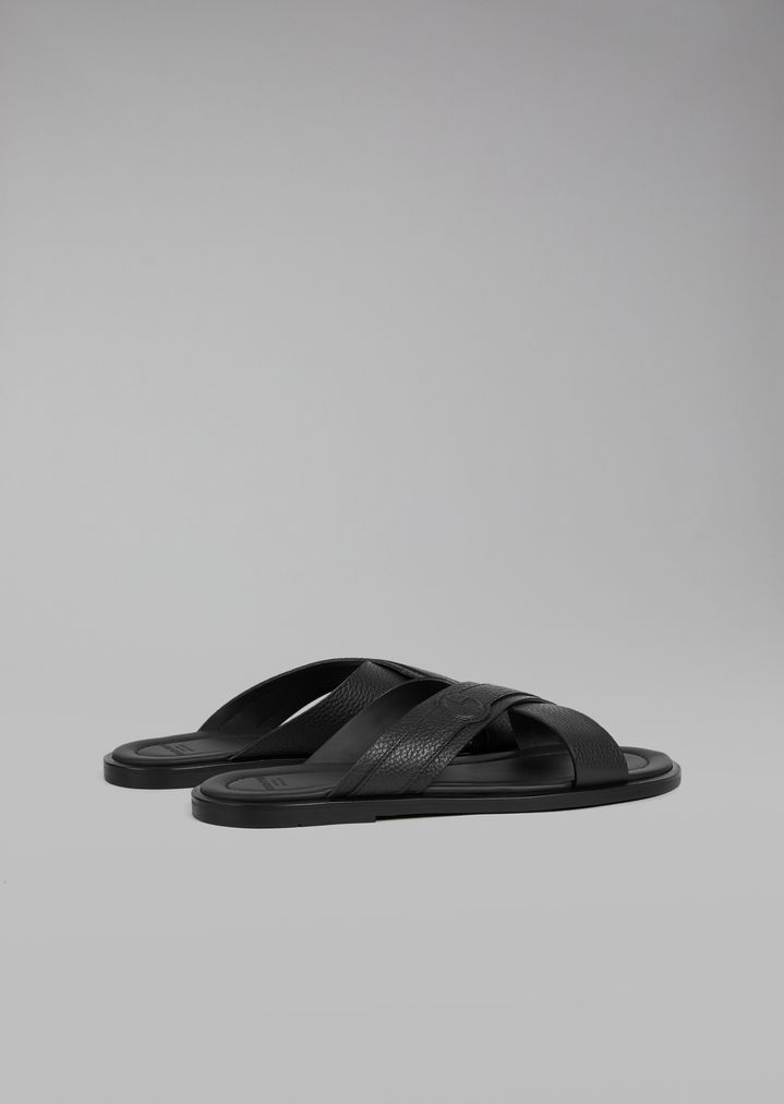 sandalias-de-piel-con-tiras-cruzadas sandalias-de-piel-con-tiras-cruzadas