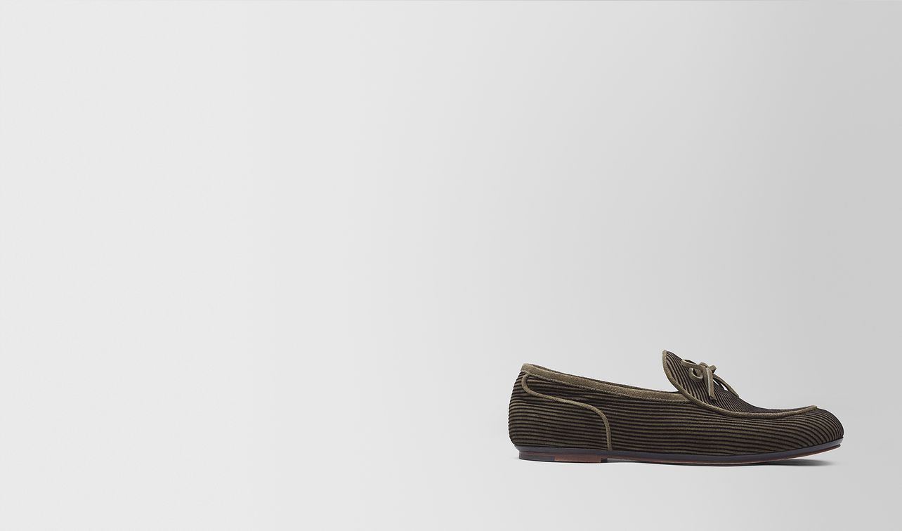 poivre suede bv trinity loafer landing