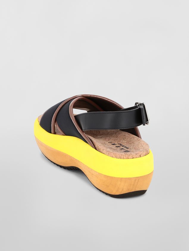 Cuñas Marni Cuñas de tejido técnico de color negro Mujer