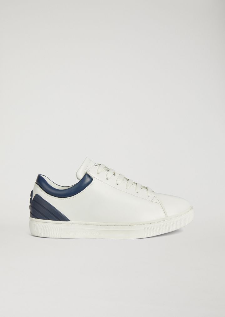 Sneakers de piel con logotipo de águila en la parte posterior Sneakers de piel con logotipo de águila en la parte posterior