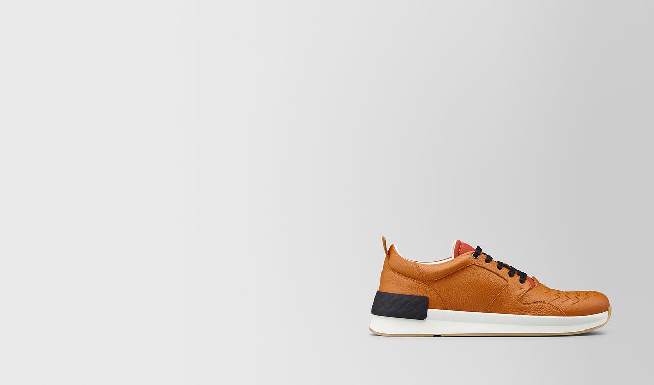 bv grand sneaker in calf leather landing