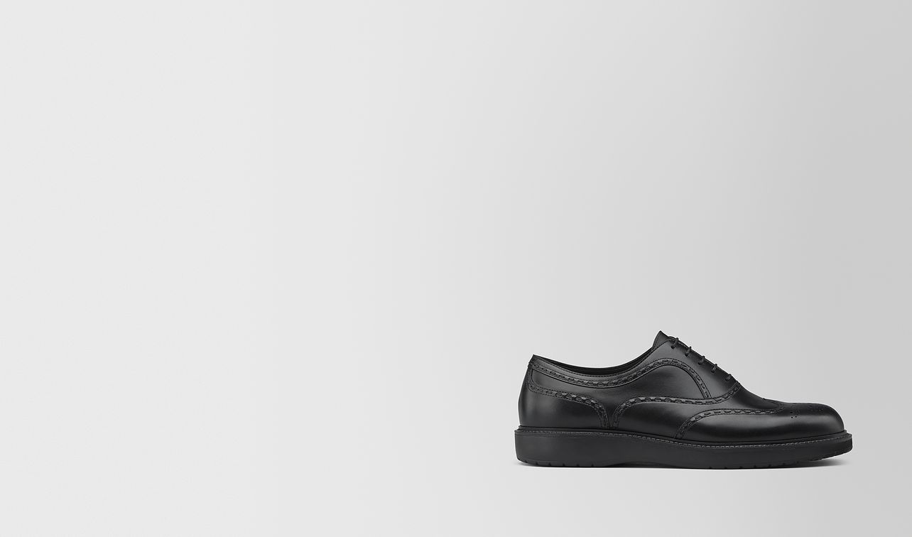 lace-up in calf landing
