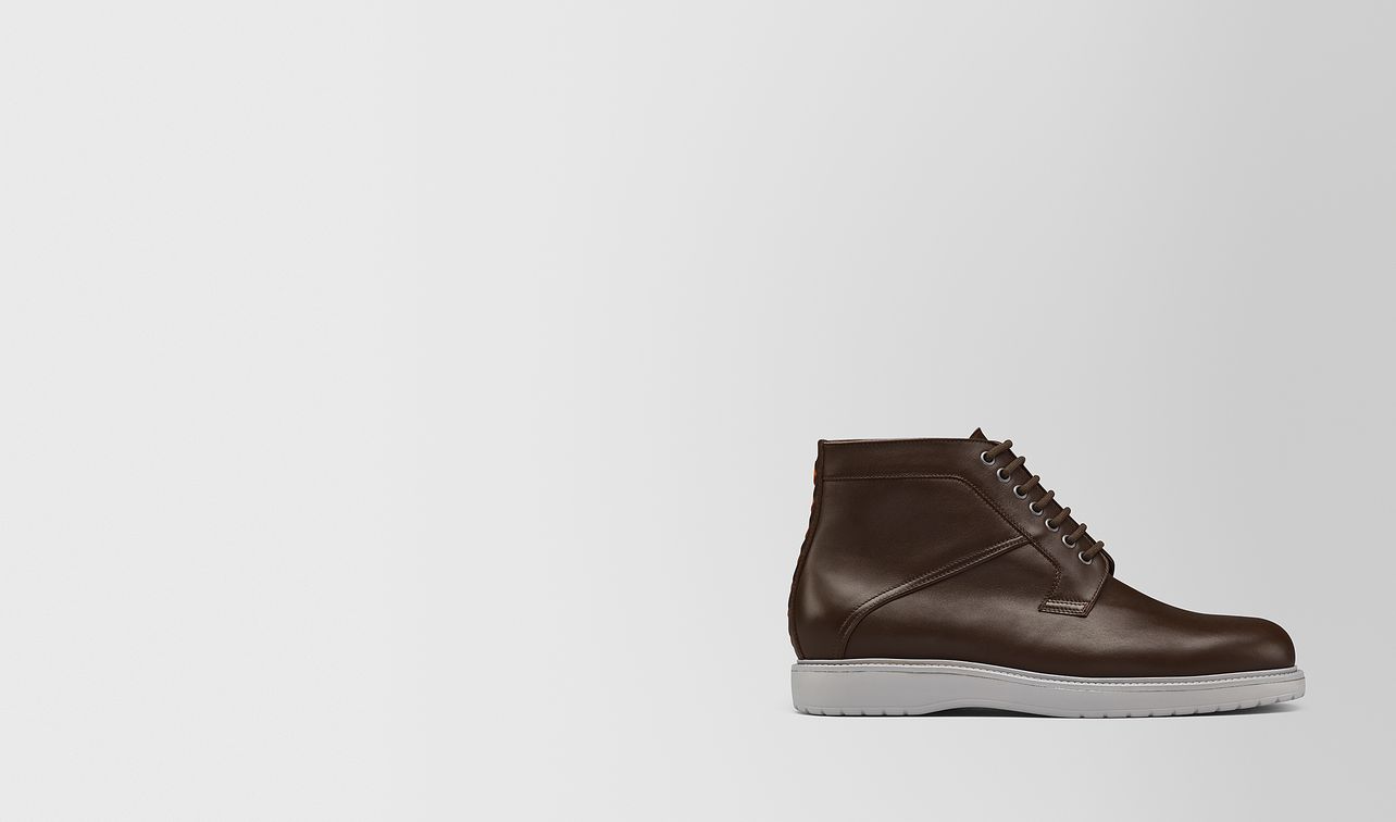 boot in calf leather landing