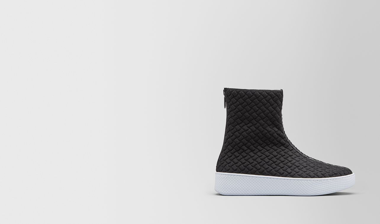 helium sneaker in intrecciato knitted landing