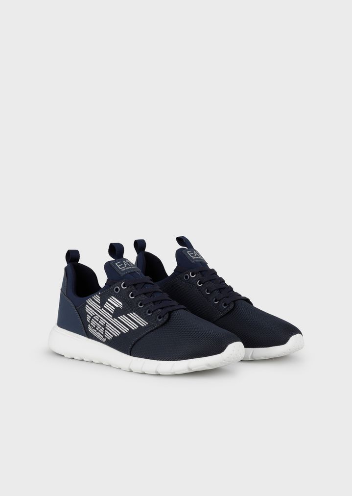 スニーカー スニーカー