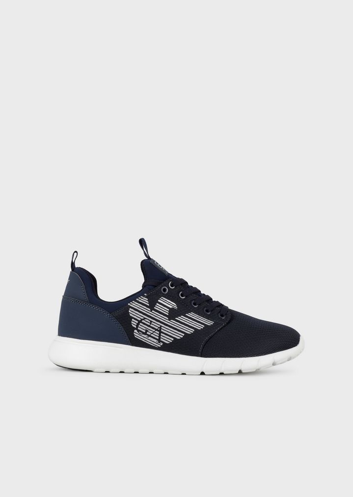 スニーカー スニーカー