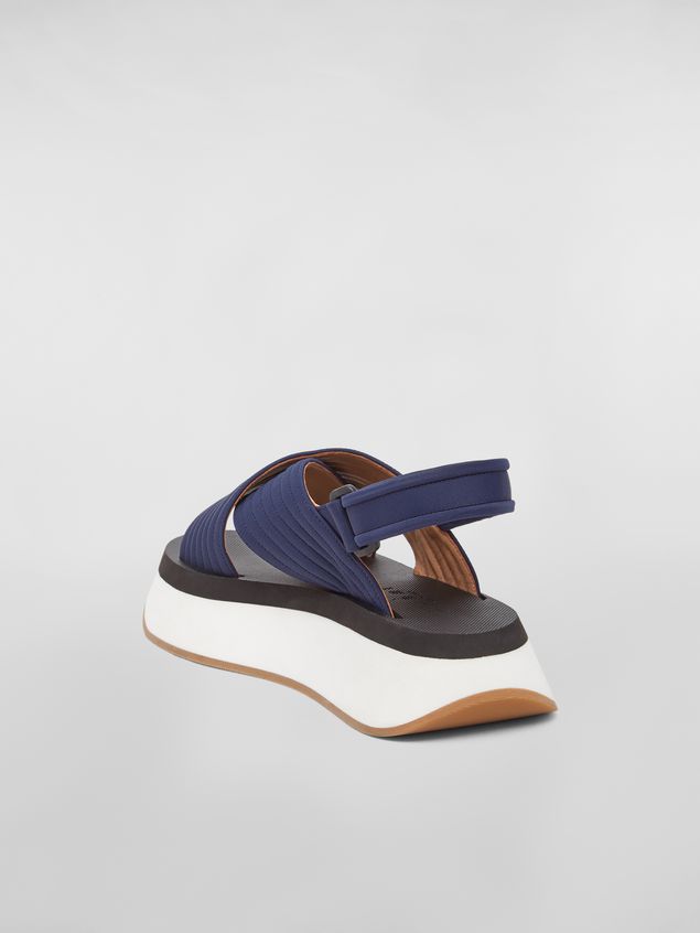 Sandalias Marni Sandalias con cuña de tejido técnico de color azul Mujer