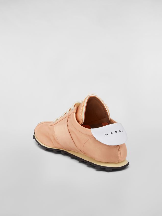 Sneakers Marni Marni LIGHTFOOT sneaker in satin powder Woman