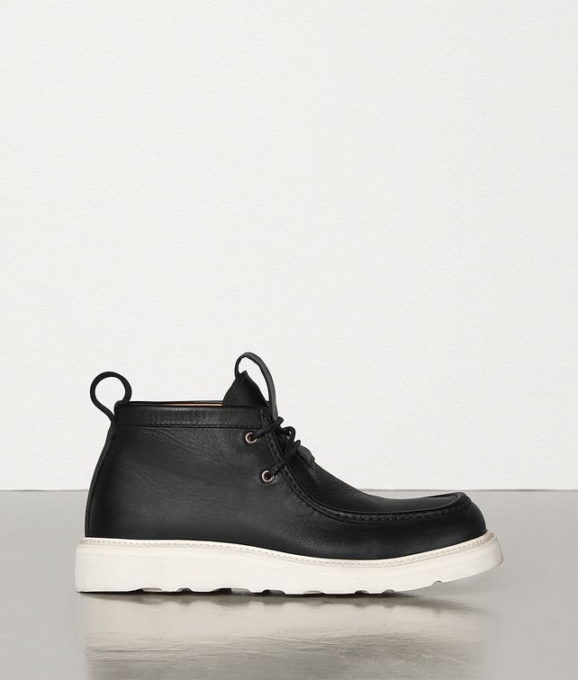 BOTTEGA VENETA BOOTS IN STORM CUIR Boots Man fp