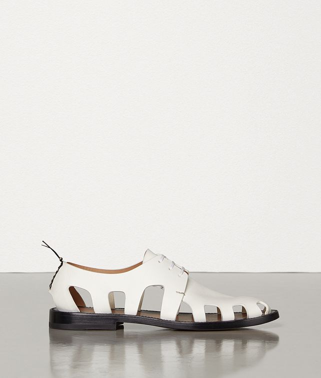 BOTTEGA VENETA LACE-UP SHOES IN STORM CUIR Flat Woman fp