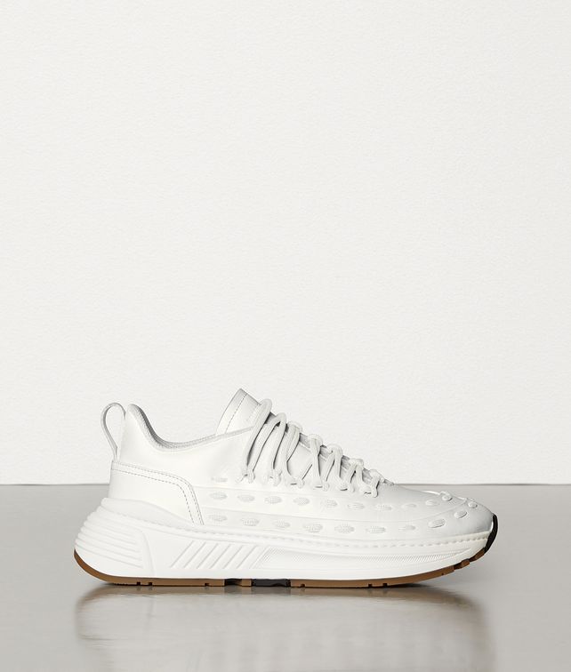 BOTTEGA VENETA LACE-UP SPEEDSTER TRAINERS IN STORM CUIR Trainers Woman fp