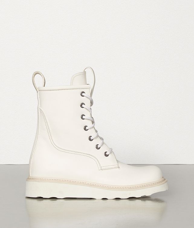 BOTTEGA VENETA BOOTS IN STORM CUIR Boots Woman fp