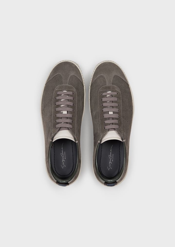 Deportivas de ante con logotipo en el talón Deportivas de ante con logotipo en el talón