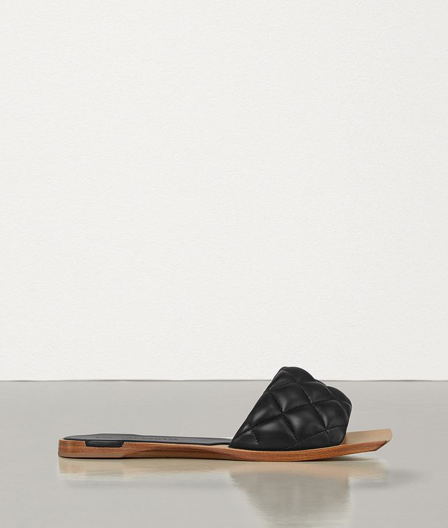 BOTTEGA VENETA PADDED FLAT SANDALS IN NAPPA DREAM Sandals Woman fp