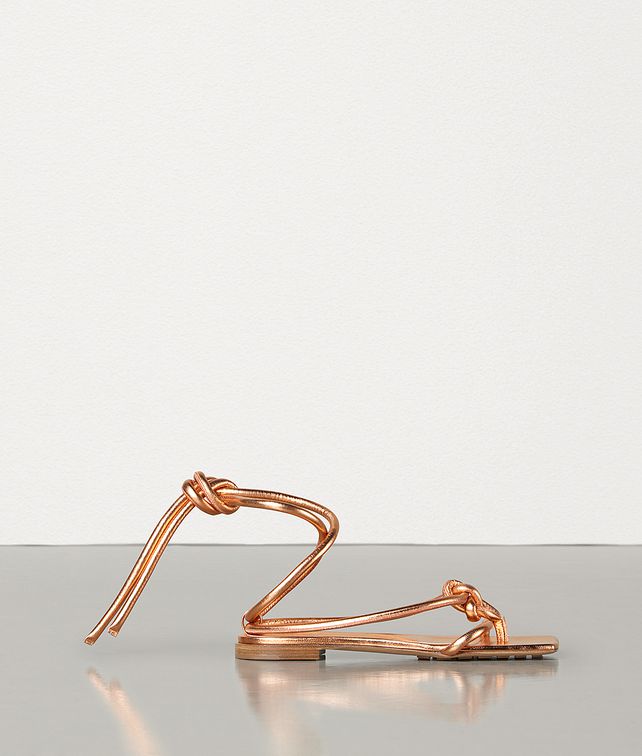 BOTTEGA VENETA SANDALS IN LAMINATED KID Sandals Woman fp
