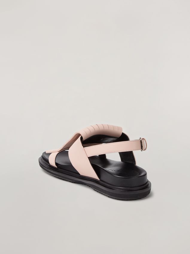 Fussbett Marni Fringed fussbett in calfskin pink Woman