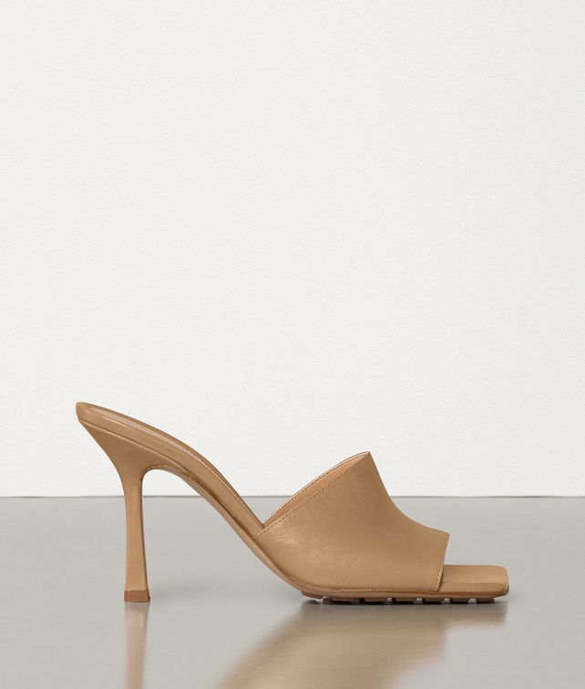 BOTTEGA VENETA STRETCH SANDALS IN NAPPA DREAM Sandals Woman fp