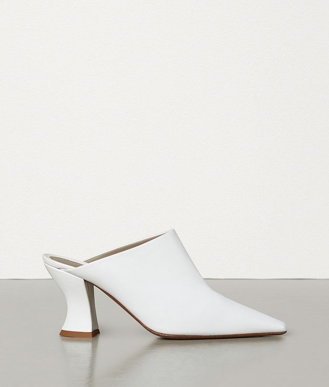 BOTTEGA VENETA ALMOND MULES IN NAPPA Pump Woman fp