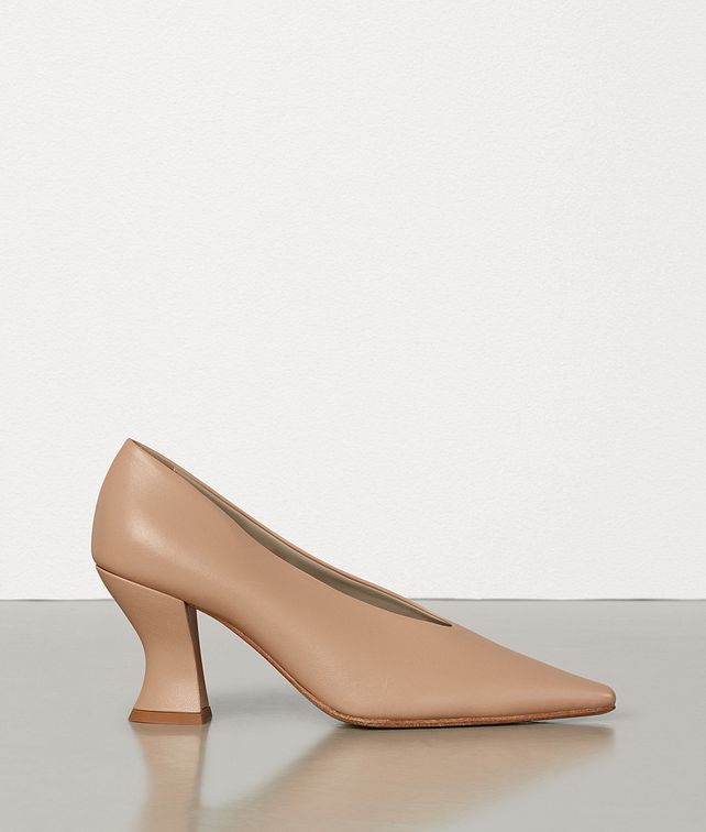 BOTTEGA VENETA ALMOND PUMPS IN NAPPA Pump Woman fp