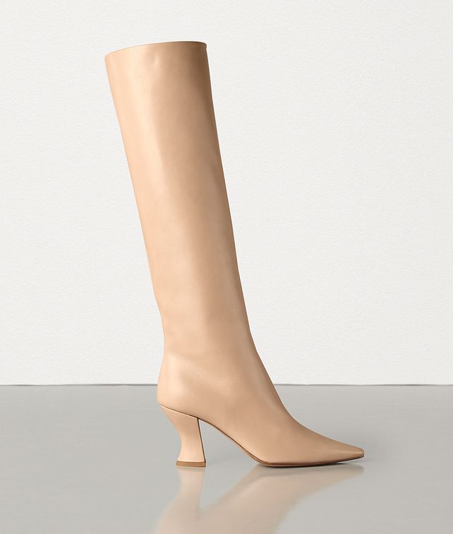 BOTTEGA VENETA ALMOND BOOTS IN CALFSKIN Boots Woman fp