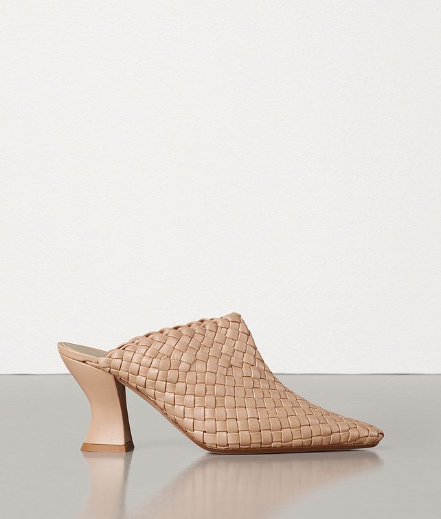 BOTTEGA VENETA ALMOND PUMPS IN INTRECCIATO NAPPA Pump Woman fp