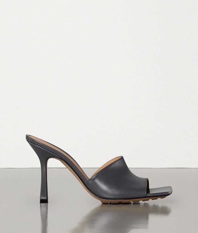 BOTTEGA VENETA STRETCH MULES IN KID LEATHER Sandals Woman fp