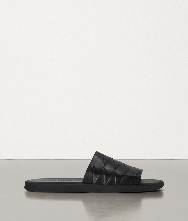 BOTTEGA VENETA SANDALS IN INTRECCIATO CALFSKIN Sandals Man fp
