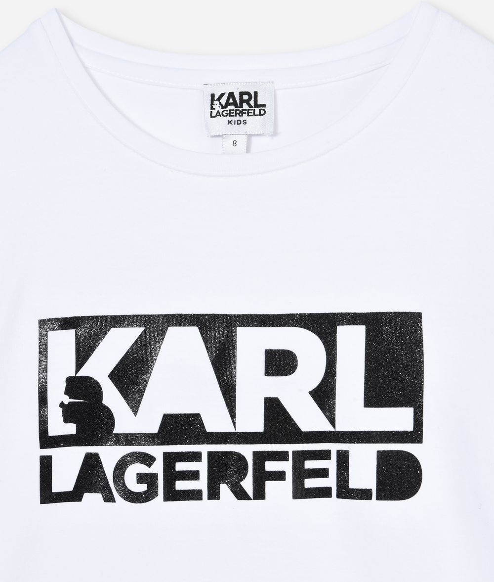 Karl lagerfeld logo. Karl Lagerfeld логотип. Лагерфельд одежда лого. Карл Лагерфельд лого. Карл Лагерфельд надпись на одежде.