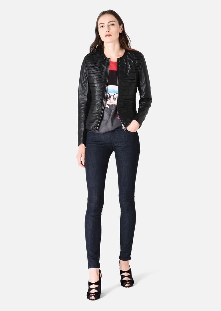 T-SHIRT AUS BAUMWOLLJERSEY MIT GROSSEM PRINT T-SHIRT AUS BAUMWOLLJERSEY MIT GROSSEM PRINT