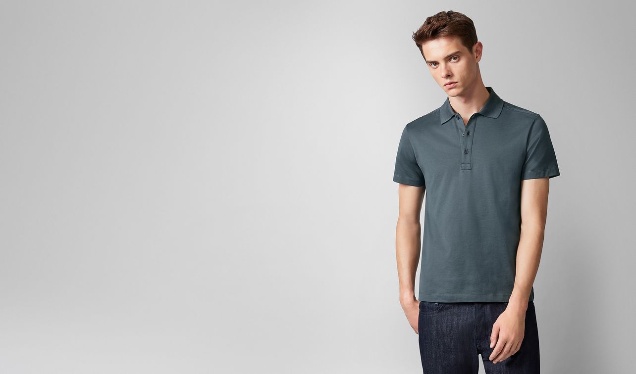 t-shirt in cotton landing