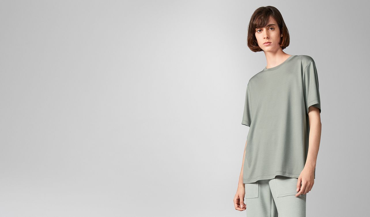 t-shirt in silk cotton landing