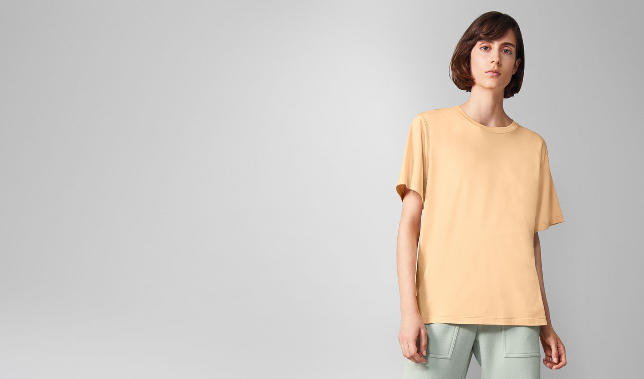 t-shirt in silk cotton landing
