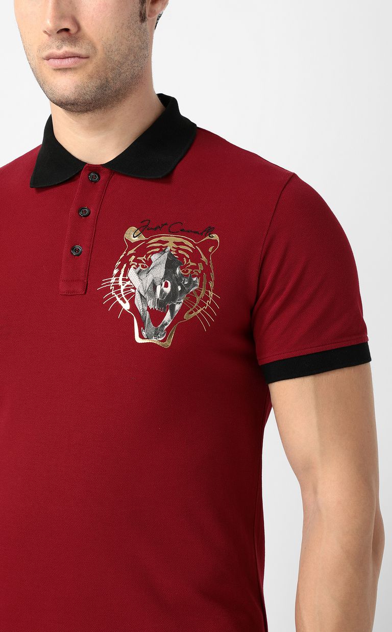 polo shirt with tiger on collar