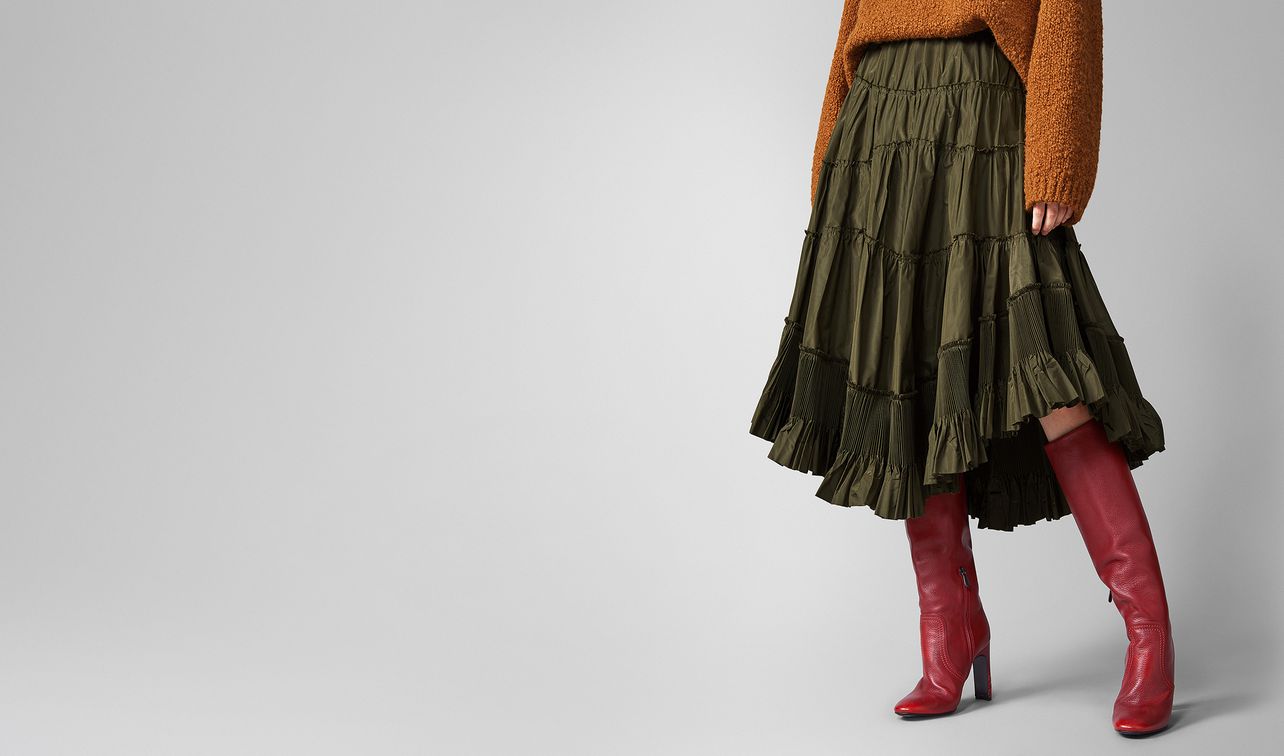 skirt in silk landing