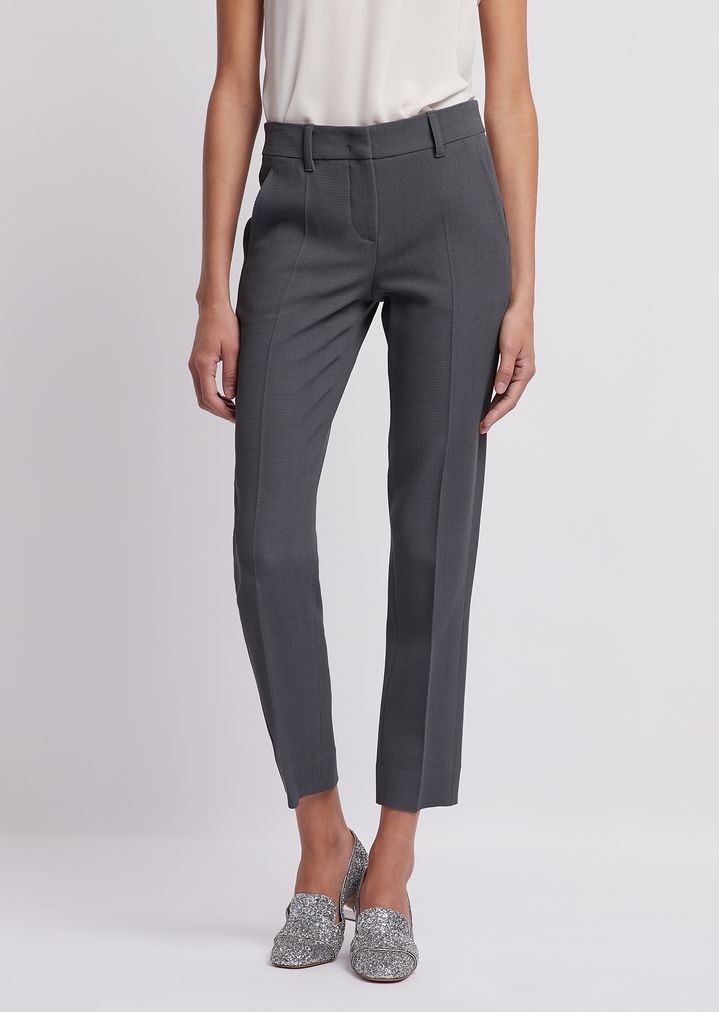 Cropped trousers in textured fabric 