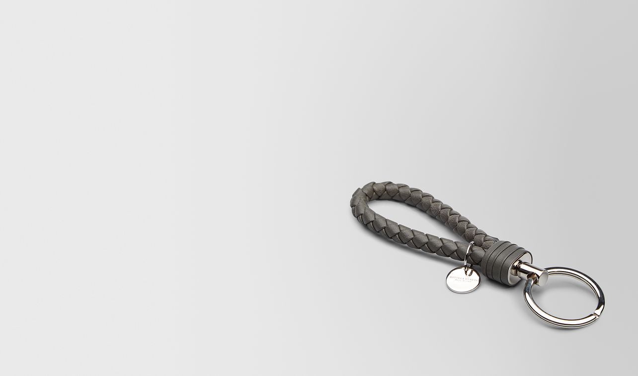 key ring in new light grey intrecciato nappa landing